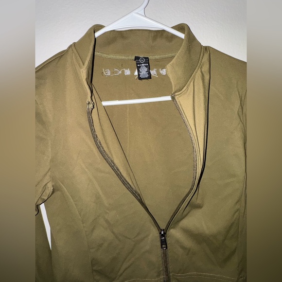 Balance Athletica Olive Green Jacket - Picture 6 of 7